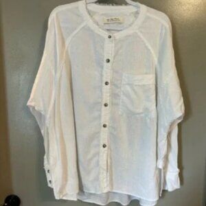 Free People We the Free keep it simple button down linen blend shirt size small